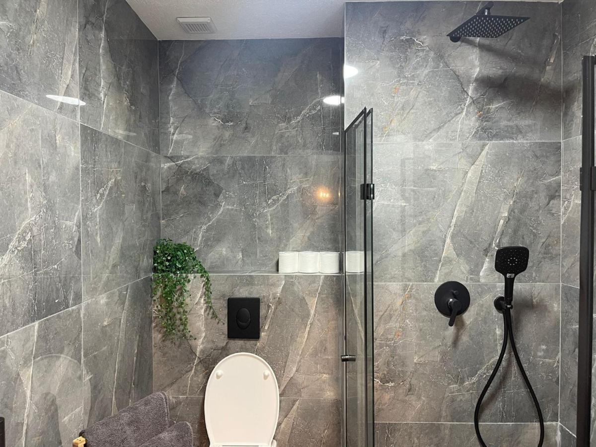 מול הים בקיסריה1 Apartment Exterior photo