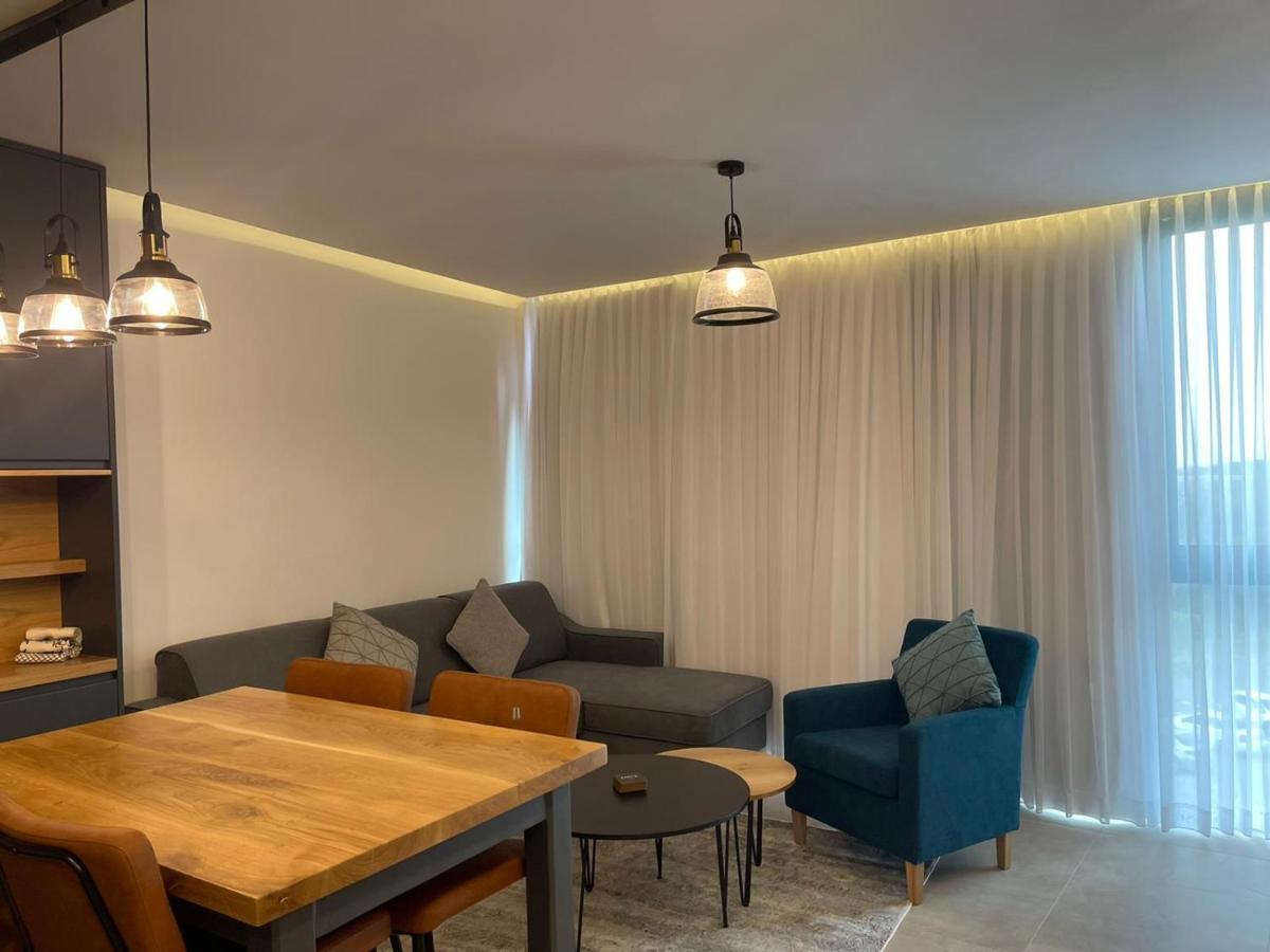 מול הים בקיסריה1 Apartment Exterior photo